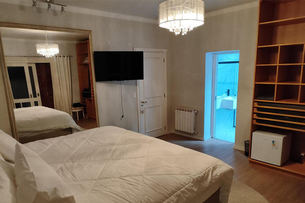 Suíte Luxo com Varanda